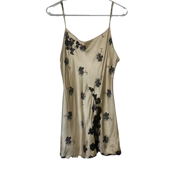 Vintage Y2k Victoria's Secret Angels slip dress Sz Medium - Picture 4 of 6